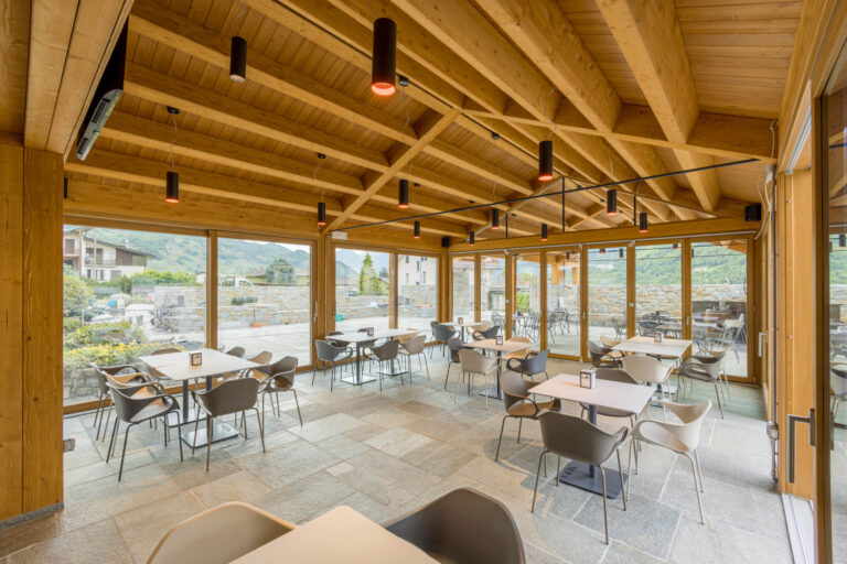 Sala Degustazione Casa Vinicola Nera (Sondrio): progetto in bioedilizia