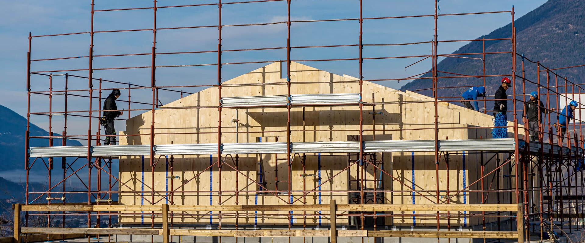 Costruzione di una casa in legno prefabbricata in valtellina