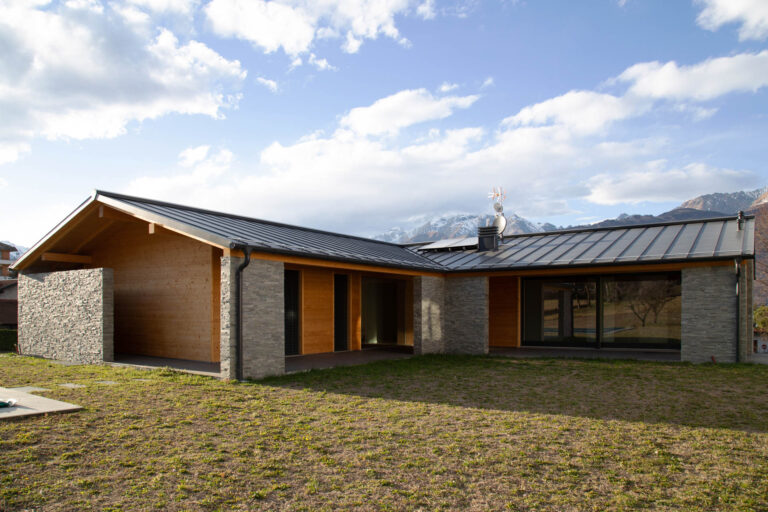 Manutenzione casa in legno