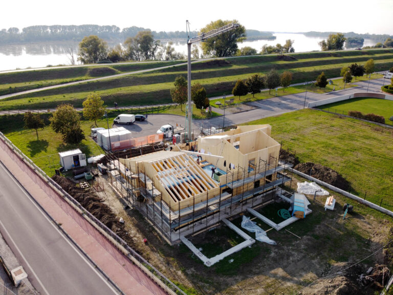 Struttura in legno per una casa estiva
